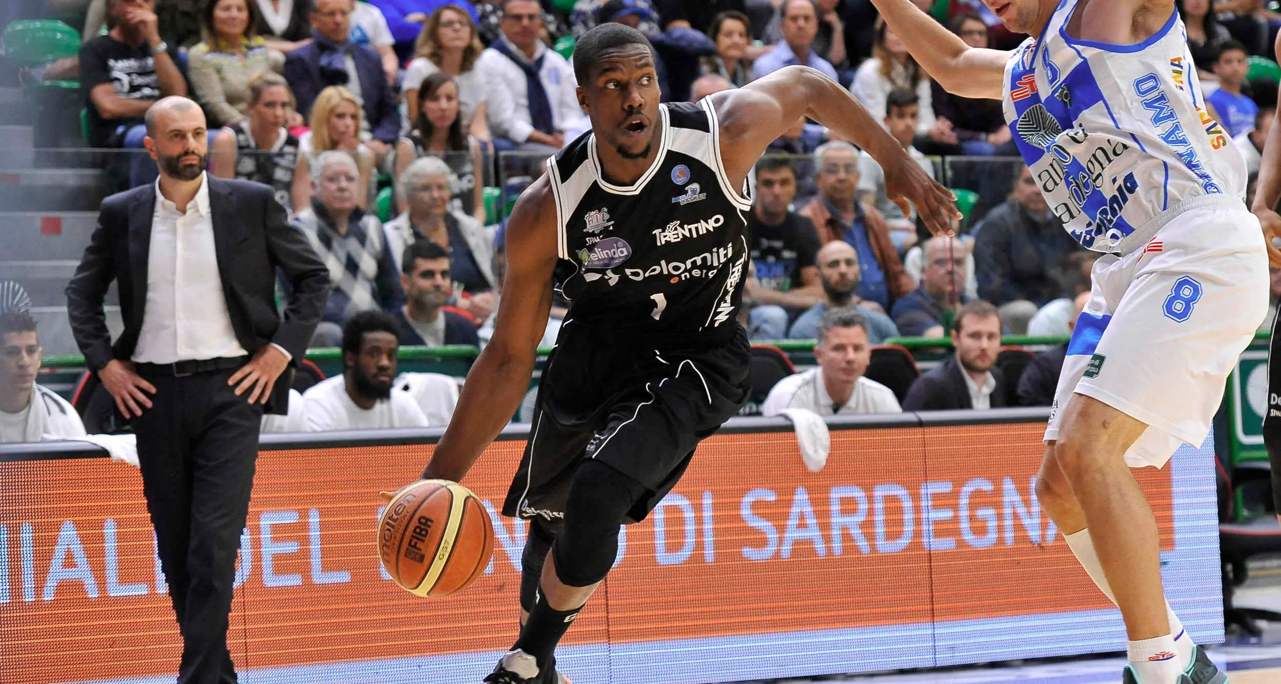 Sassari «scarica» Mitchell dopo appena due mesi