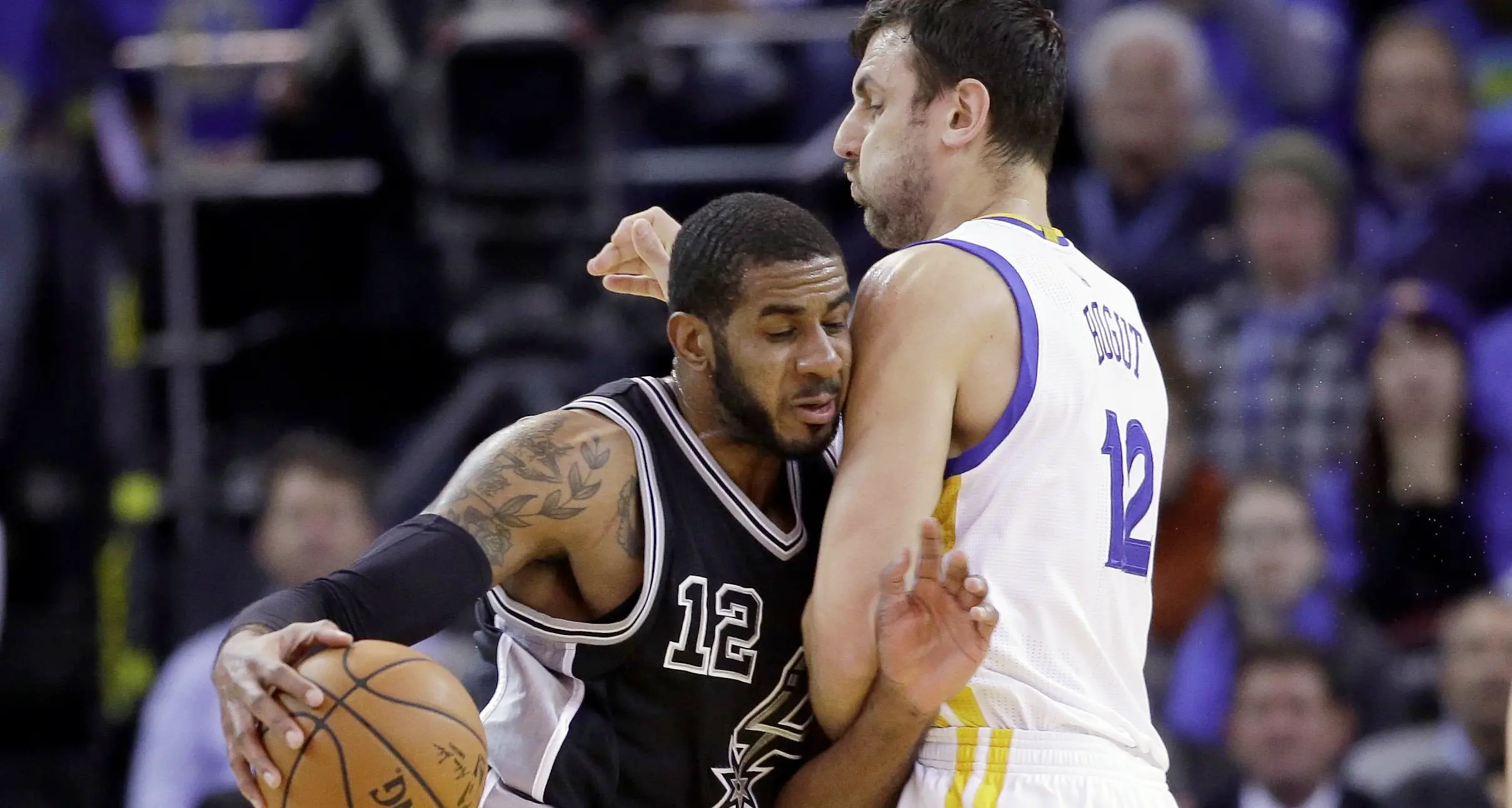 Basket Nba: Golden State schiaccia anche San Antonio