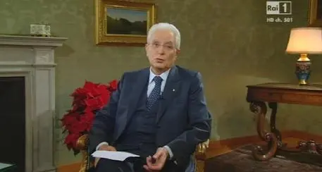 Mattarella, il suo primo messaggio di fine anno. «Dimezzando l'evasione fiscale 300mila posti di lavoro»