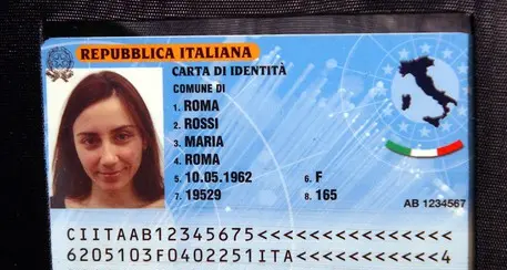 Arriva la carta d'identità elettronica, con le impronte digitali