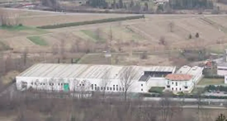 Storo, i ladri di rame saccheggiano la fabbrica