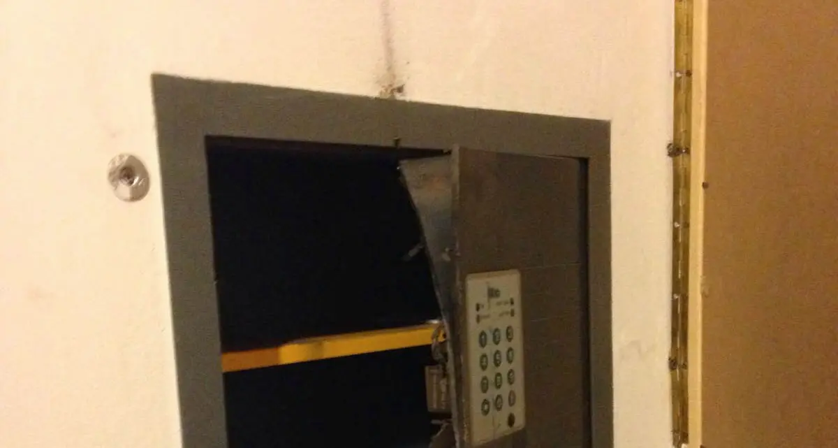 Ladri in casa a Gardolo Cassaforte scassinata