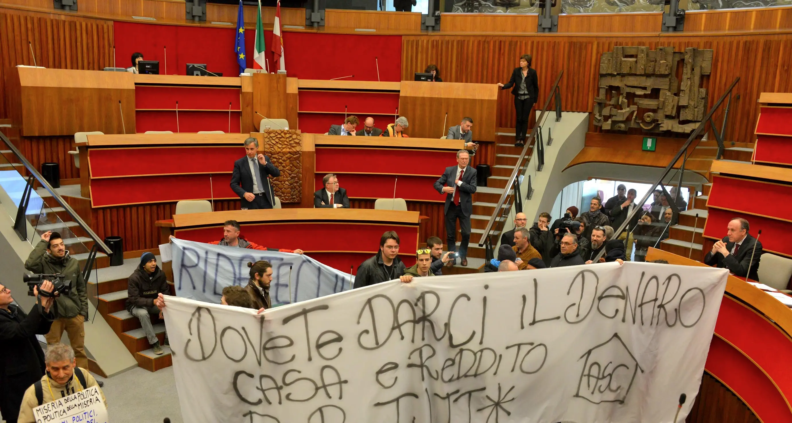Già 10mila persone hanno firmato la petizione delle Acli contro i vitalizi