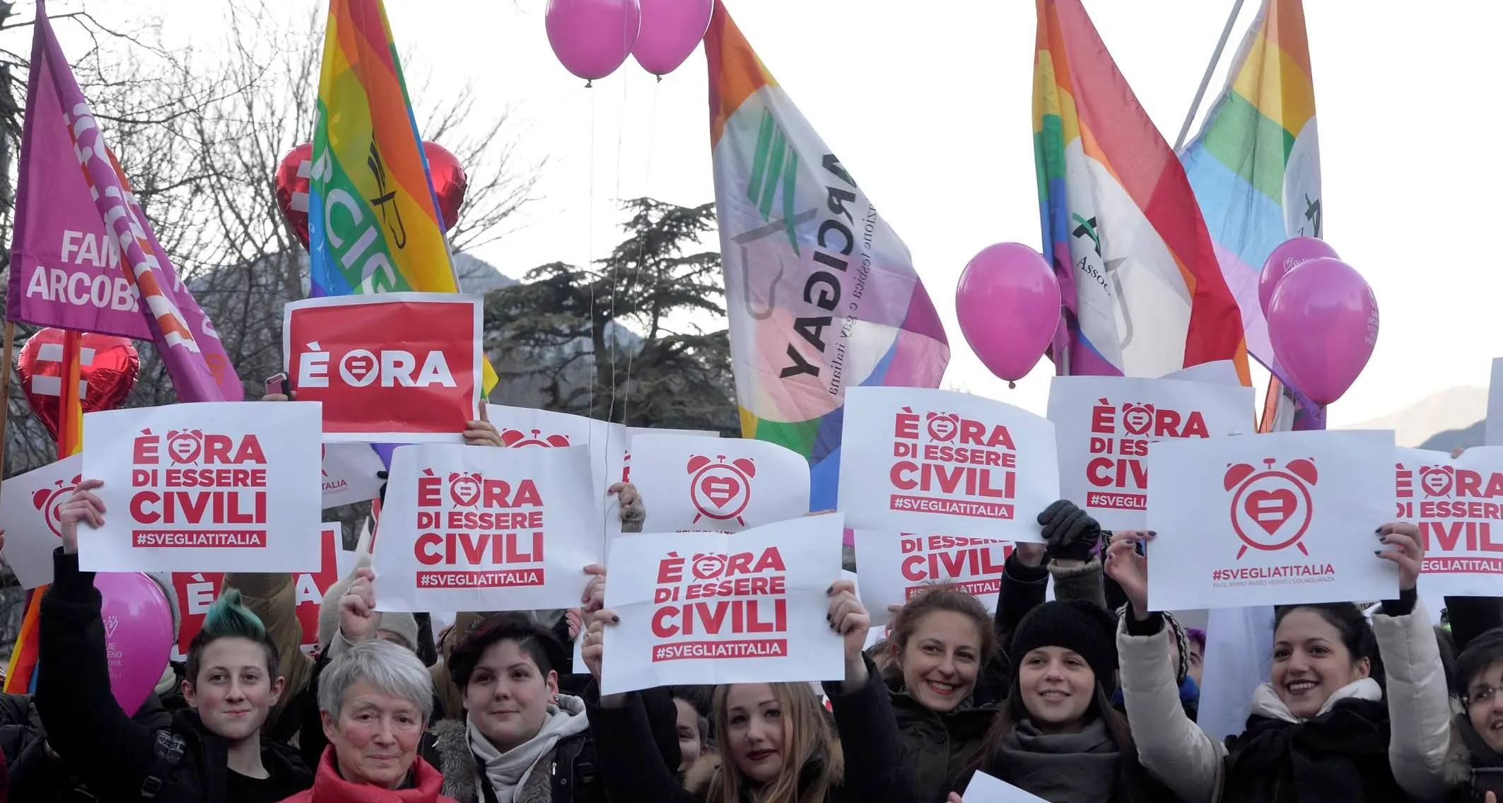 Unioni civili, oggi il corteo #svegliatitalia E in piazza Battisti le Sentinelle in piedi