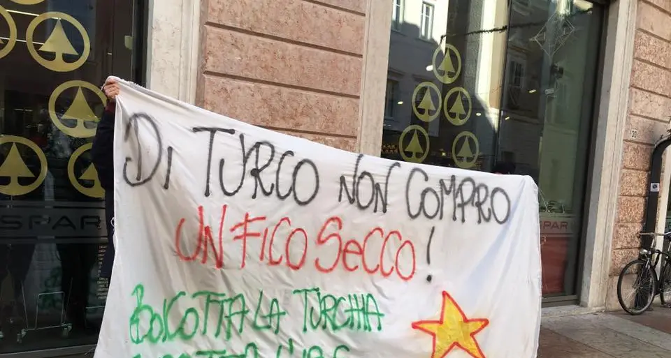 Boicottaggio dei prodotti turchi Il «Bruno» apre la campagna