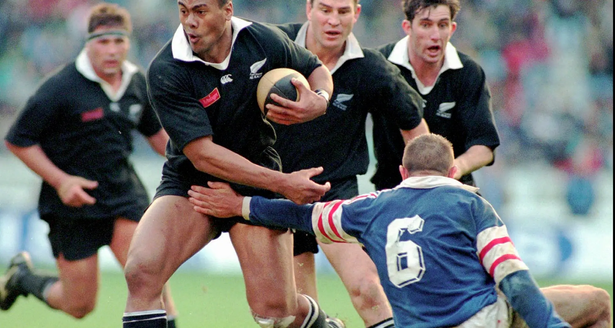Addio a Lomu, leggenda del rugby mondiale