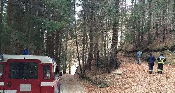 Contro il pericolo incendi da botti e falò controlli nelle baite di pompieri e forestali