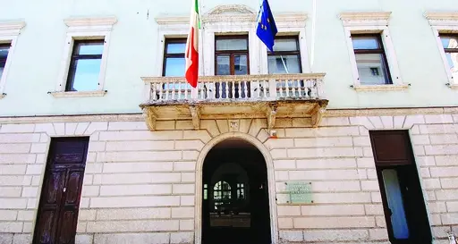 Cerea lascia Cassa del Trentino Degasperi: successo dei 5 stelle