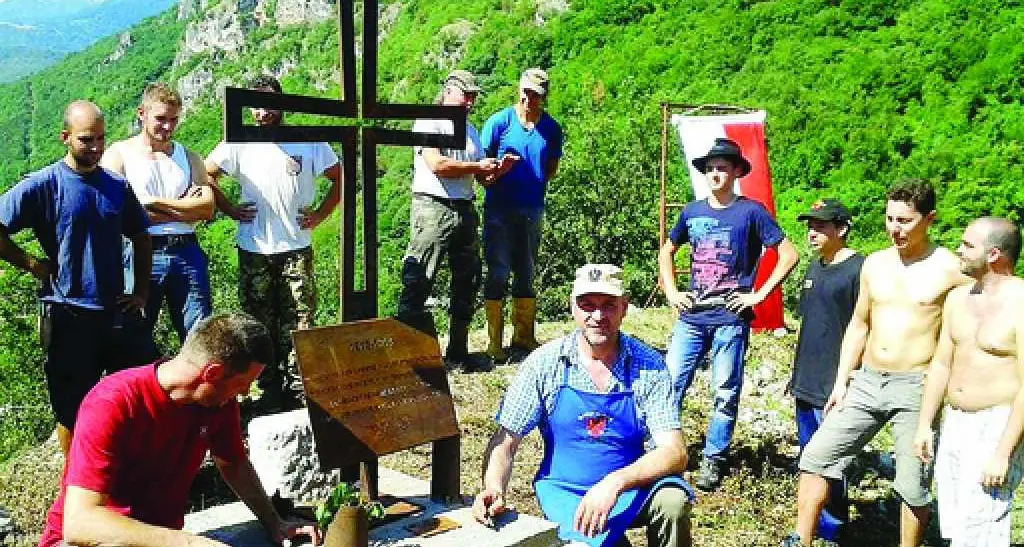 Croci sui monti, Schützen contestati