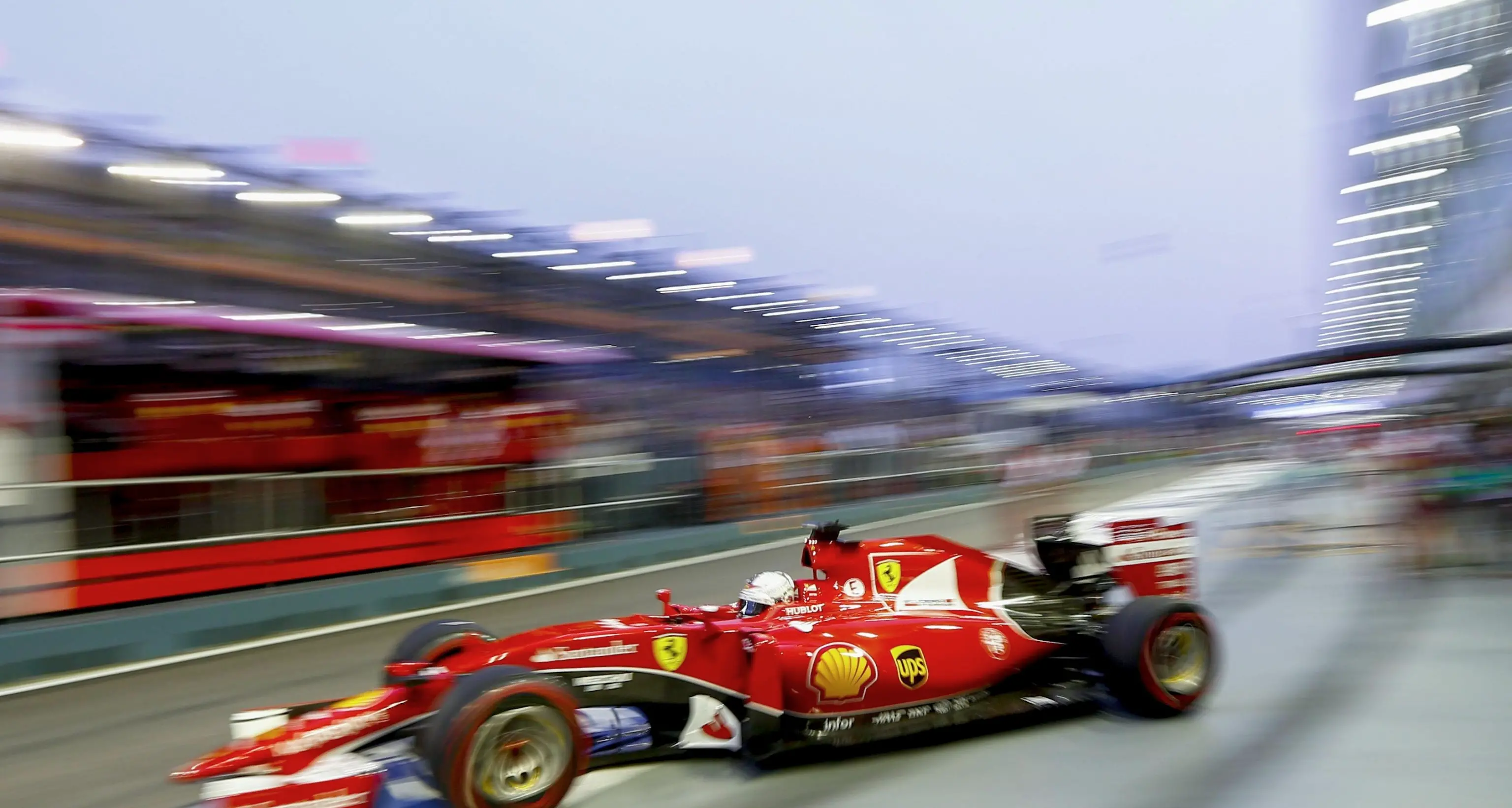 Vettel parte in pole al Gp di Singapore