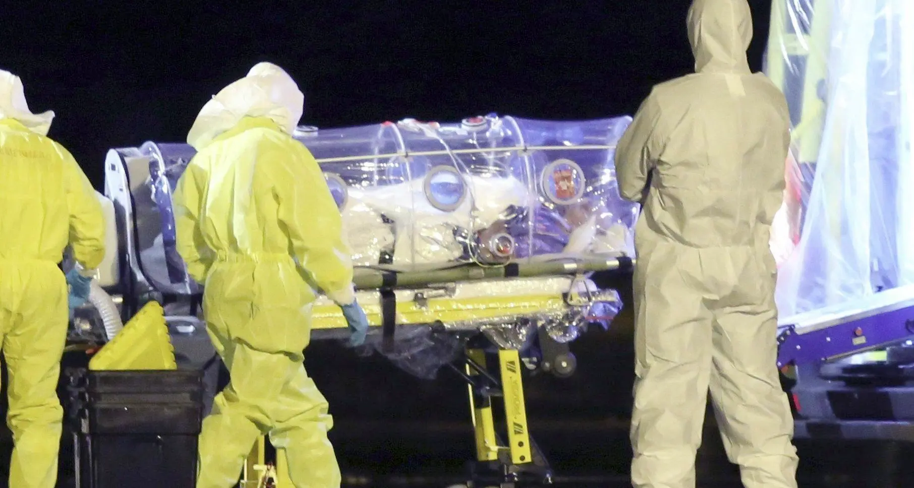 A Roma con un volo speciale un paziente altamente infettivo