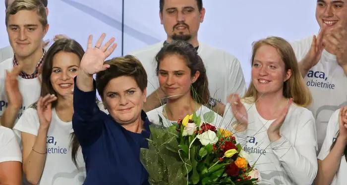 Polonia, vince la destra antieuropea