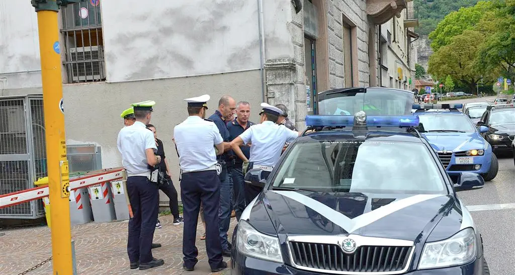 Piazza della Portela sorvegliata speciale Accertamenti della procura dopo l'esposto