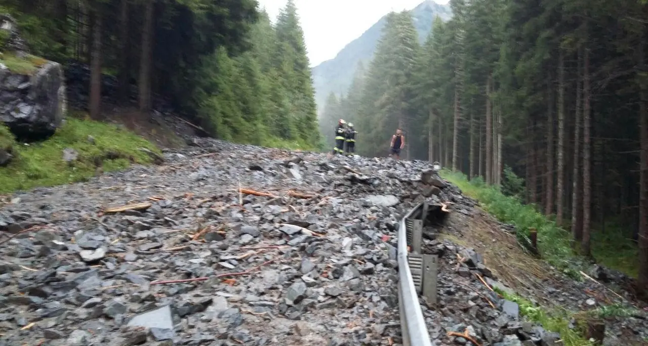 Passo San Pellegrino, strada riaperta ieri sera