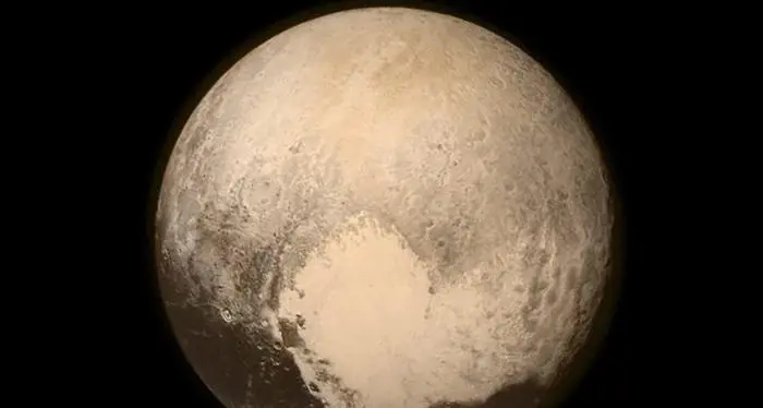Plutone visto da vicino, ci sono montagne e vulcani di ghiaccio