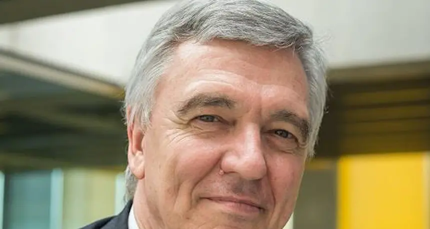 Quel dottor di troppo nelle firme di Manfrini