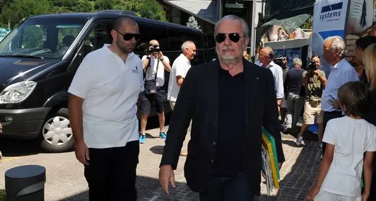 De Laurentiis nei guai: avrebbe aggredito la polizia perché si rifiuta di portargli le valigie