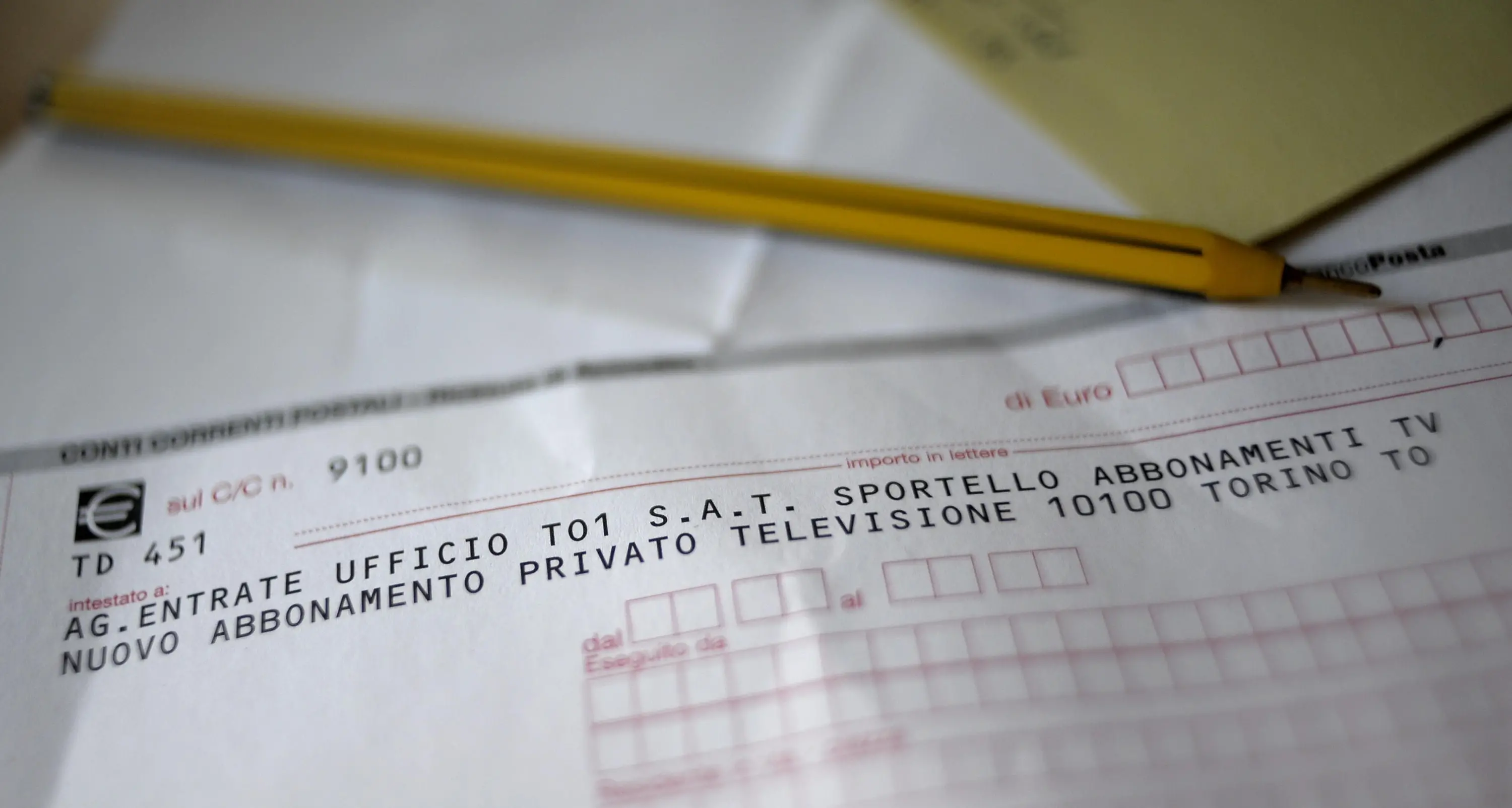 Legge Stabilità: canone Rai in bolletta in 10 rate