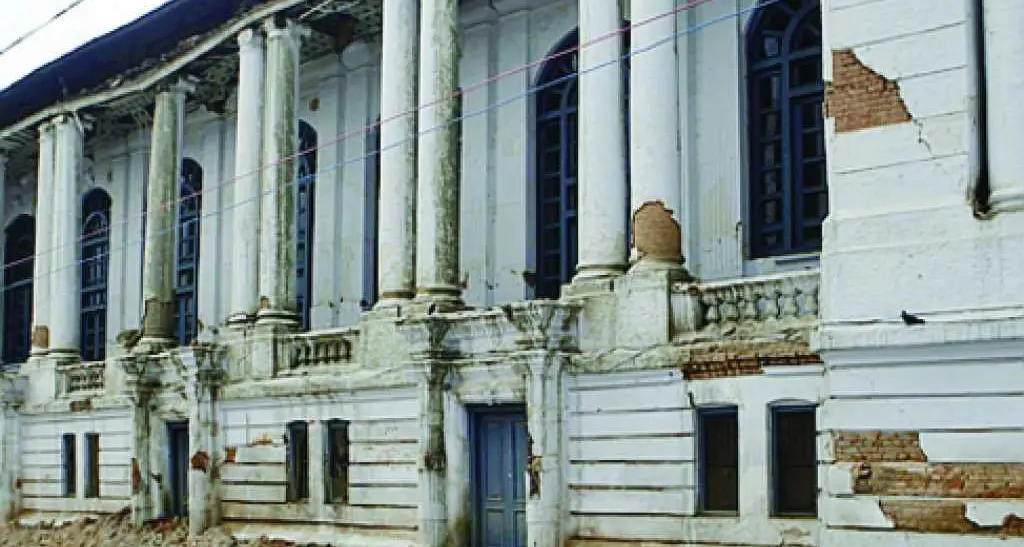 Il Nepal riapre i monumenti dopo il sisma