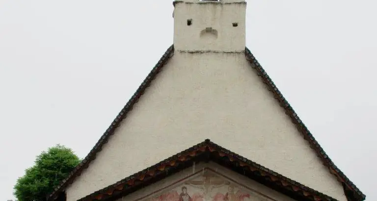 Affreschi in pericolo nella chiesetta di S.Antonio Abate di Romeno