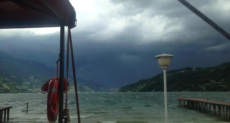 Ancora maltempo in Trentino, grandinata in Valle di Cembra