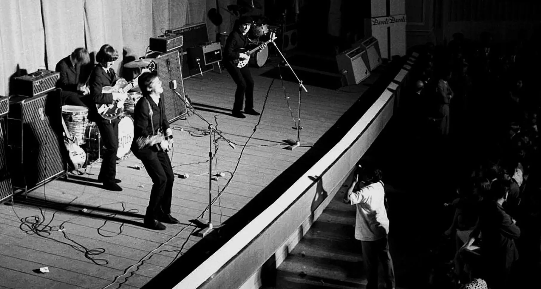 Conferenza-concerto a Trento ricordando i Beatles in Italia 50 anni fa