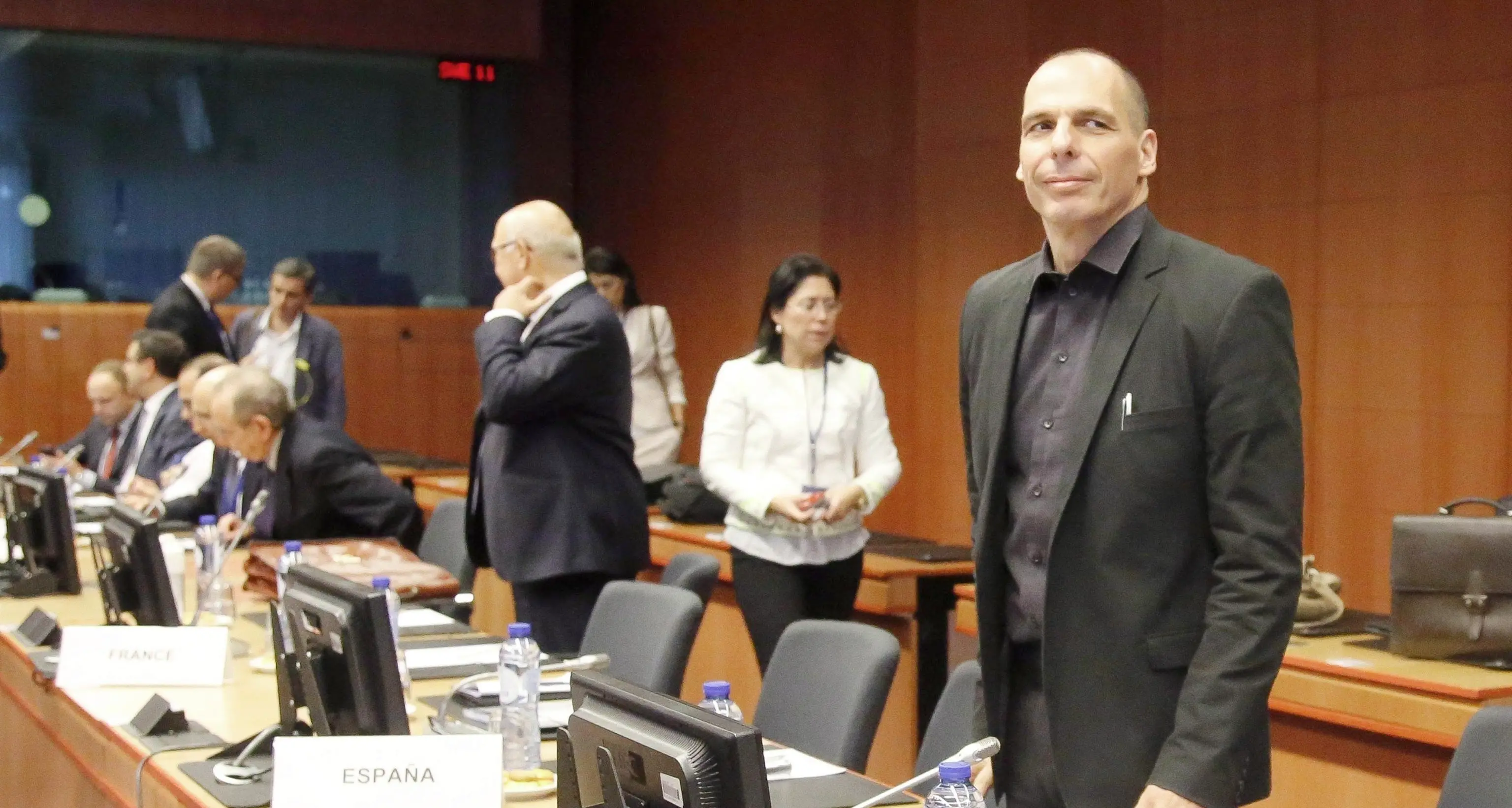 L'Eurogruppo dice no ad Atene Caos Grecia, in coda alle banche
