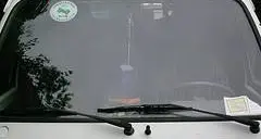 Auto perde roulotte. Un ferito a Bolzano