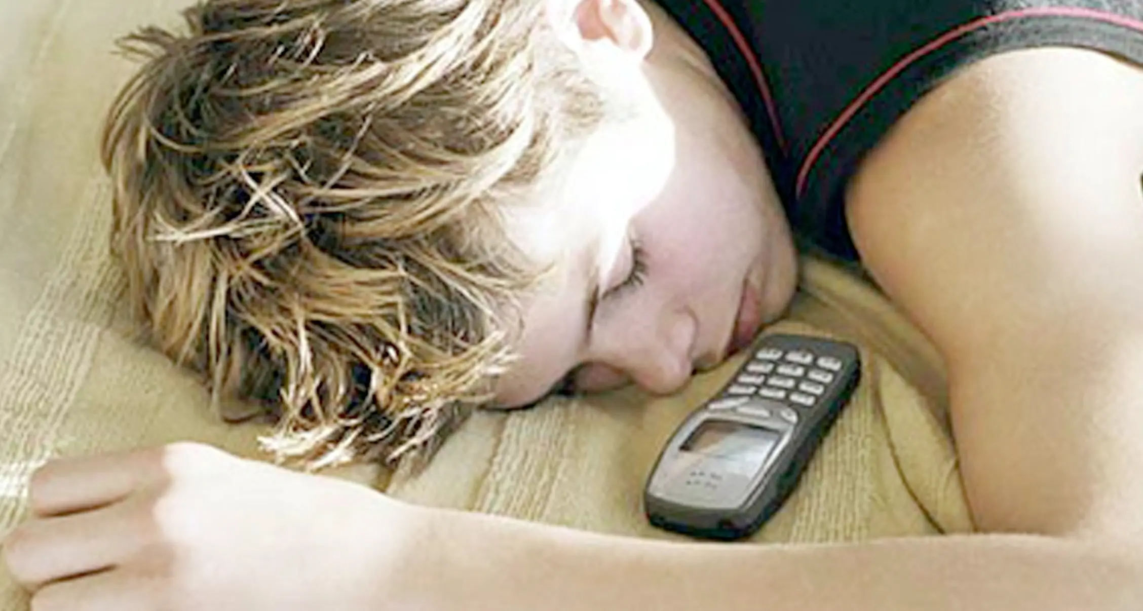 Dormire meno di 7 ore rende gli adolescenti aggressivi