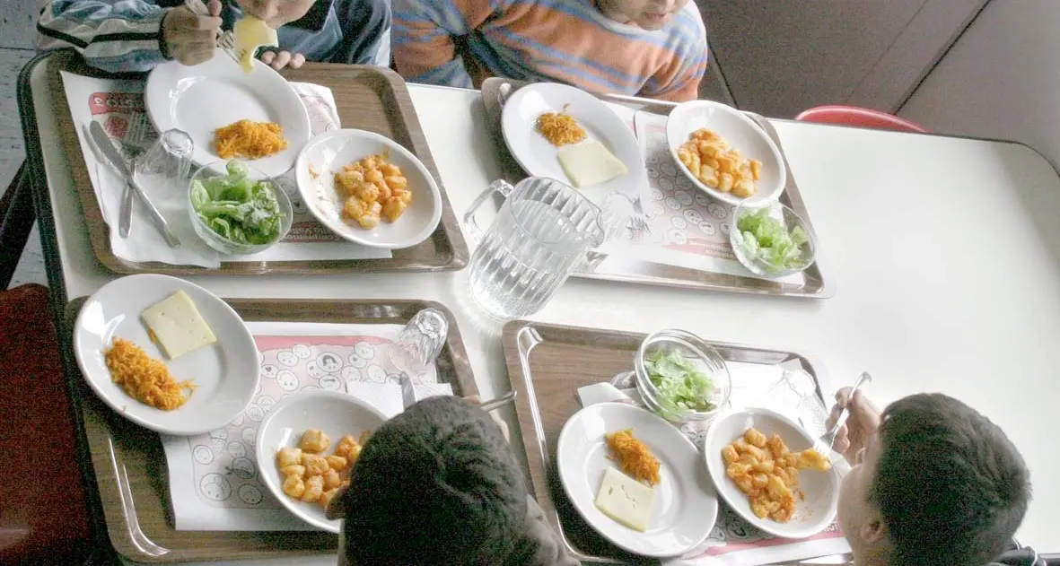 Mensa scolastica dei figli: ora la spesa si può detrarre