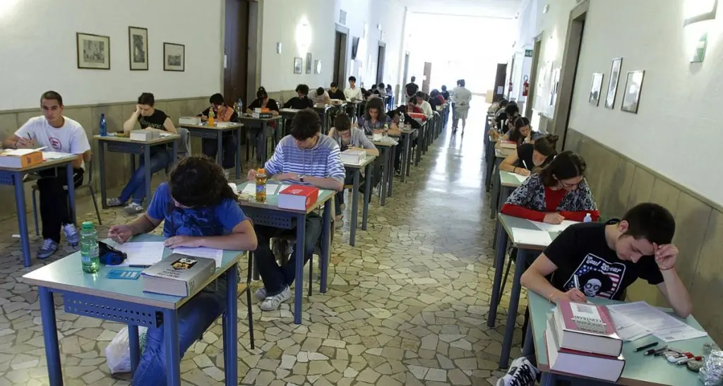 Maturità, esame per 4 mila studenti trentini Domani si comincia con il tema di italiano