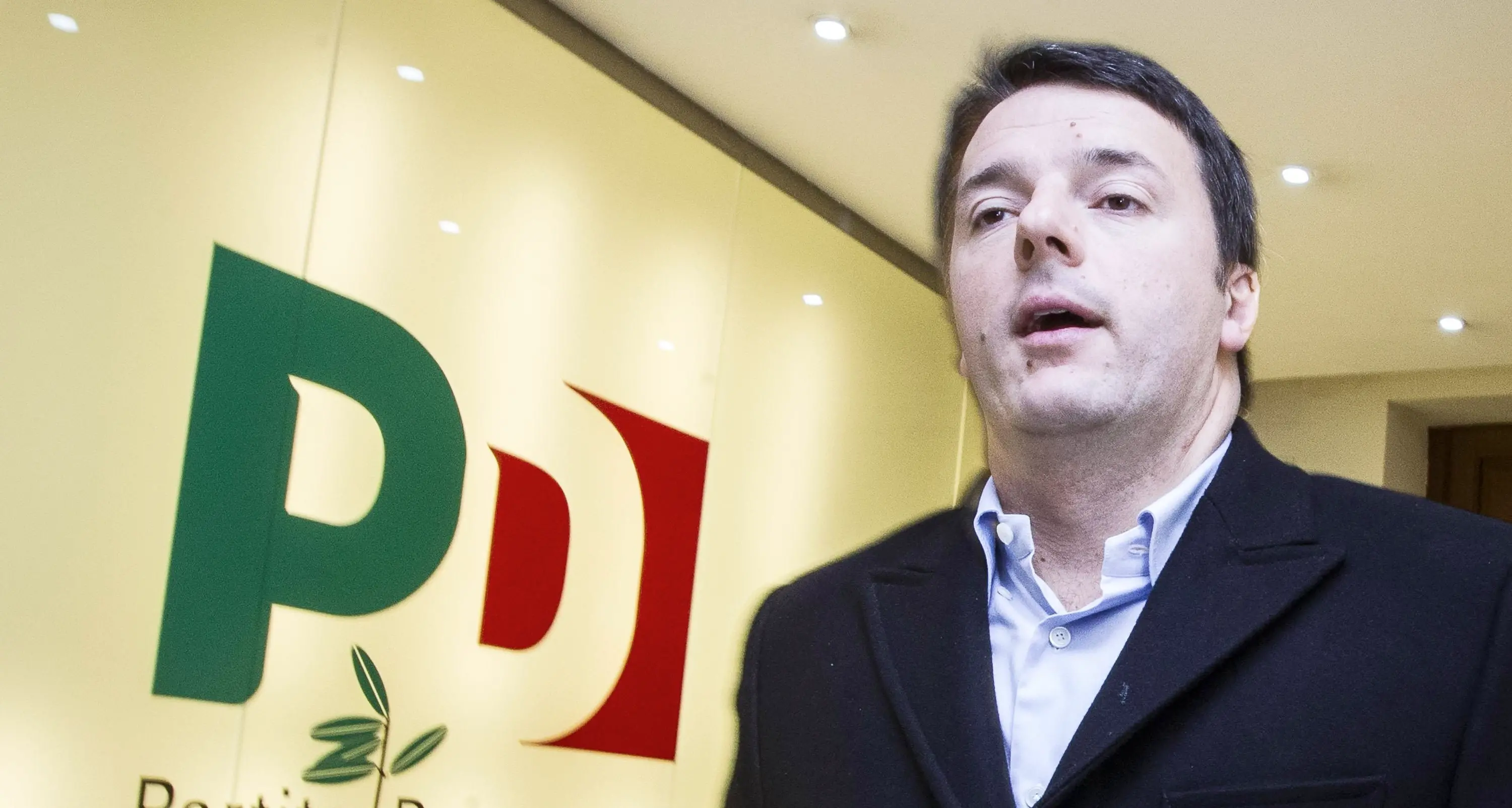 Sondaggi, Pd e Renzi in calo
