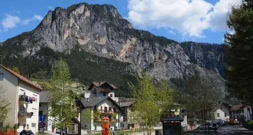 Sul Monte Lefre sarà rimossa una roccia, venerdì di disagi in Valsugana