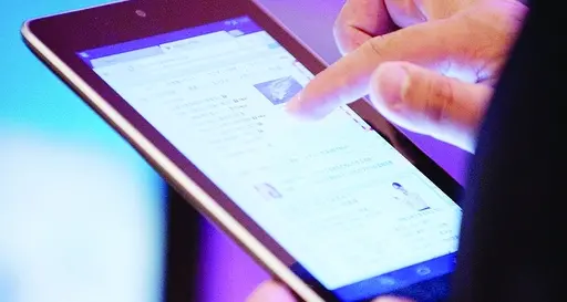 Esami cardiologici su tablet e smartphone