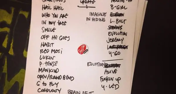 Epici Pearl Jam: suonano tutto No Code