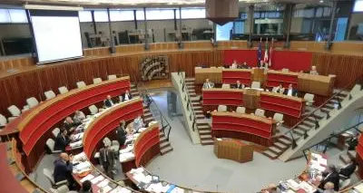 Spese contestate, i gruppi politici non restituiscono
