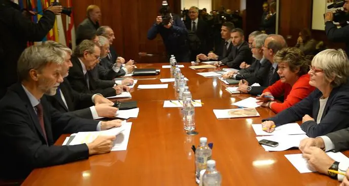 Governo-sindacati, tavolo a vuoto e polemiche