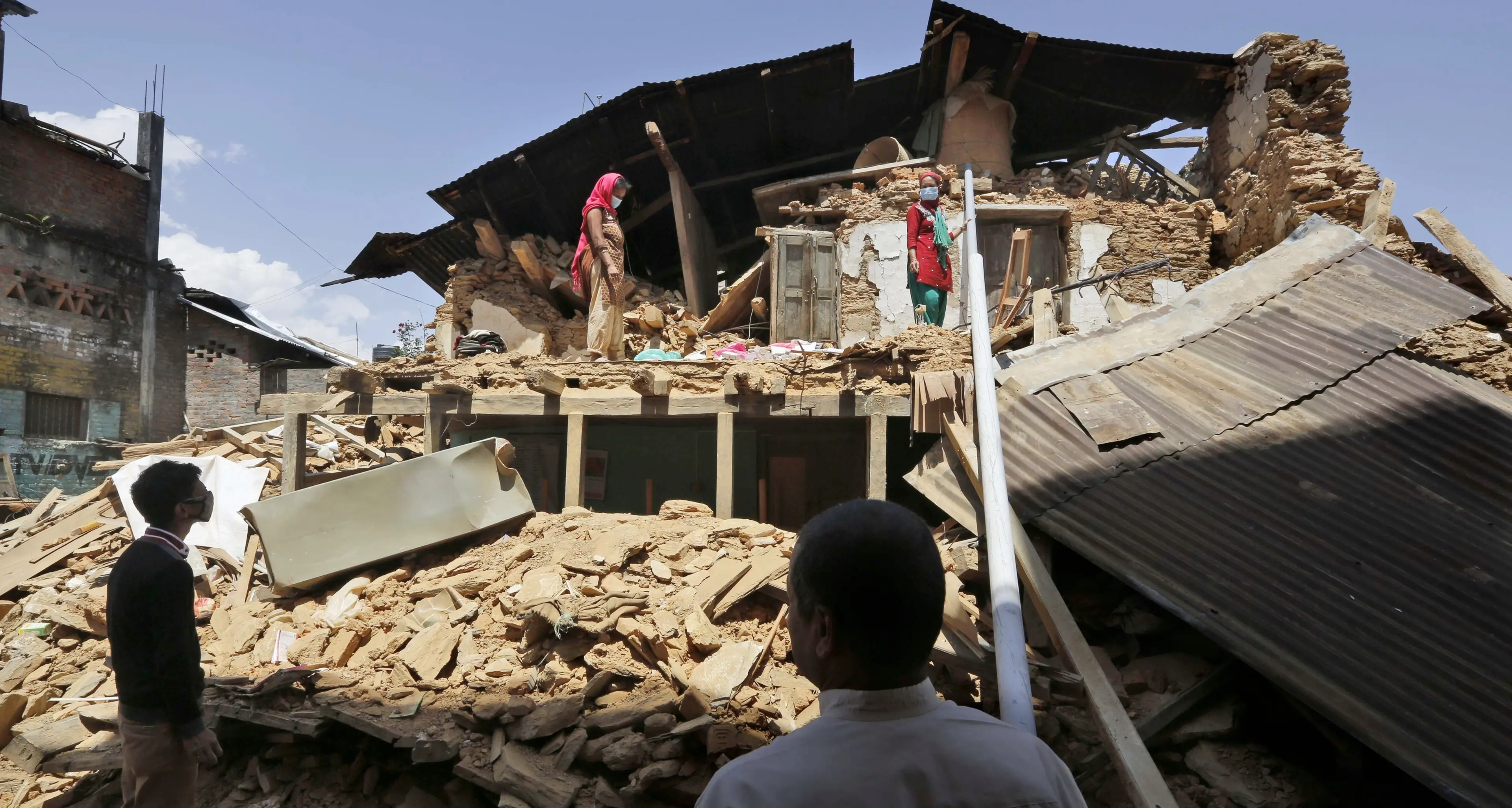 Romeno, scampati alla morte in Nepal
