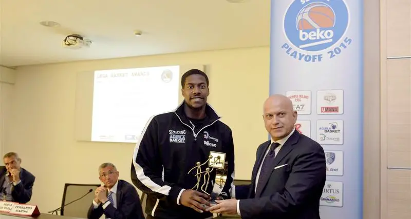 Doppio Tony Mitchell nella Top ten di Legabasket