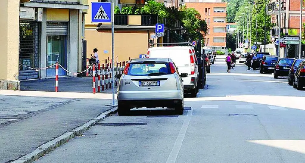 Ragazzini di 13 e 15 anni scippano due donne