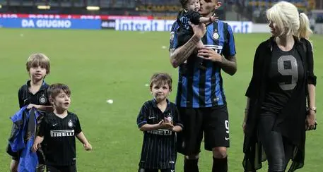 Mauro Icardi ha firmato: all'Inter fino al 2019