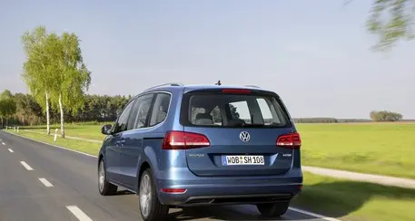 Volkswagen supera Toyota, leader mondiale a metà 2015