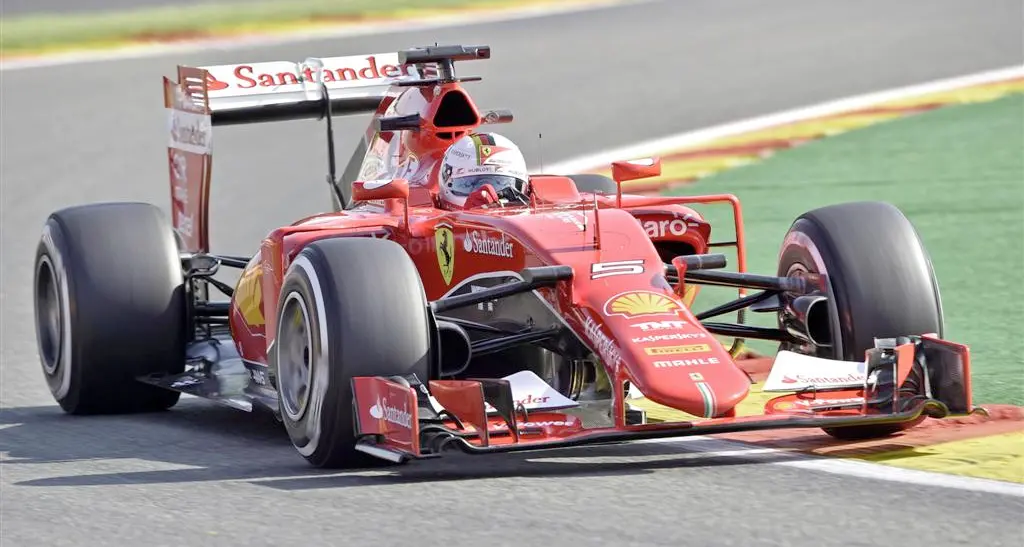 Delusione Ferrari a Spa Pole Hamilton, Vettel 9°