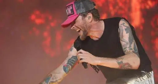 Jovanotti a Napoli con Ramazzotti in ricordo di Pino Daniele