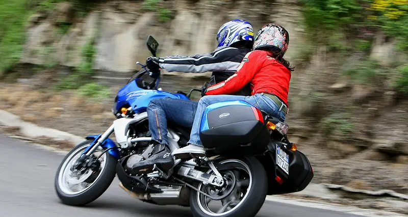 Le moto in montagna fanno tropppo rumore