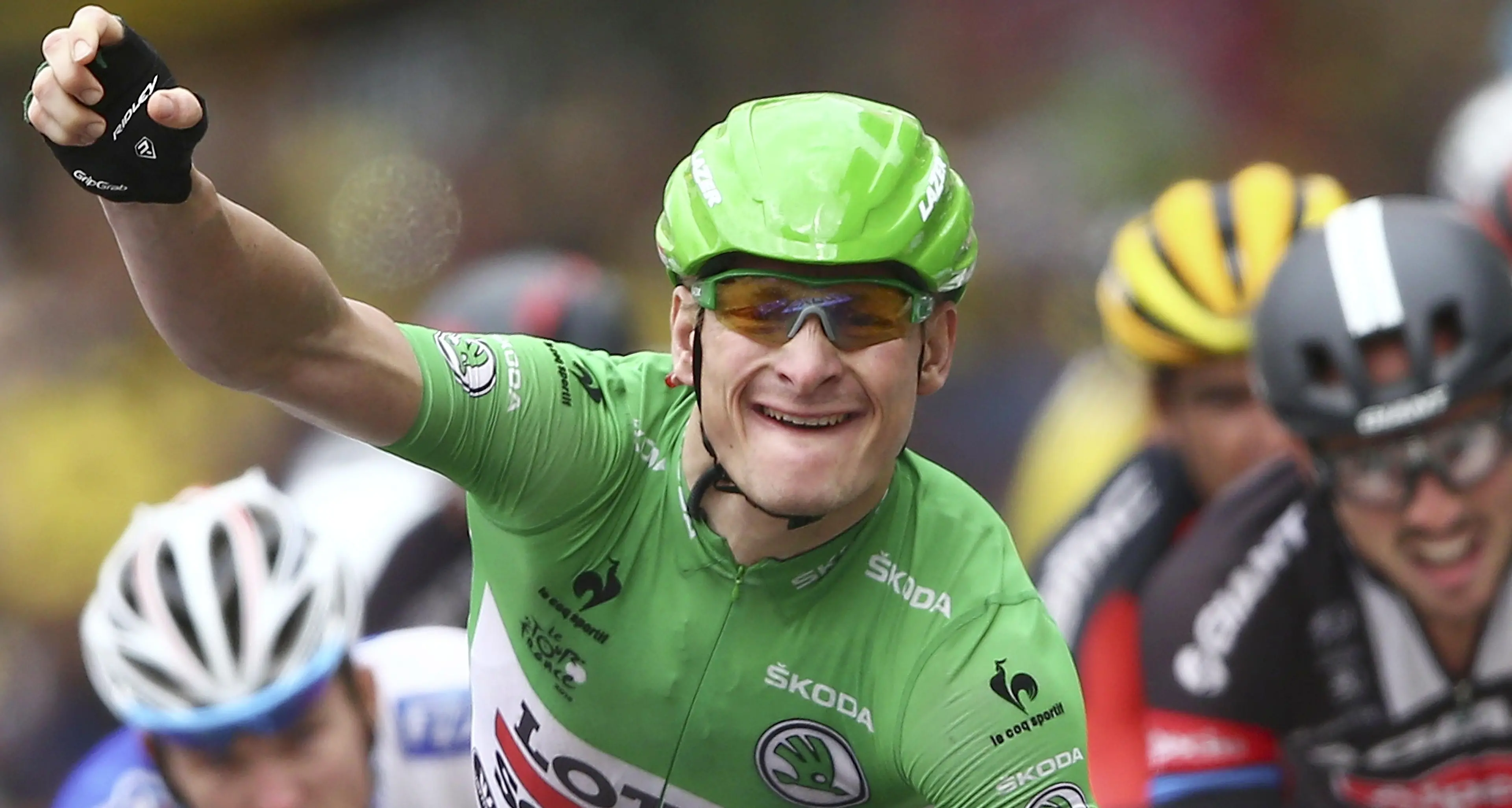 Tour, Greipel volata da re battuti Sagan e Cavendish