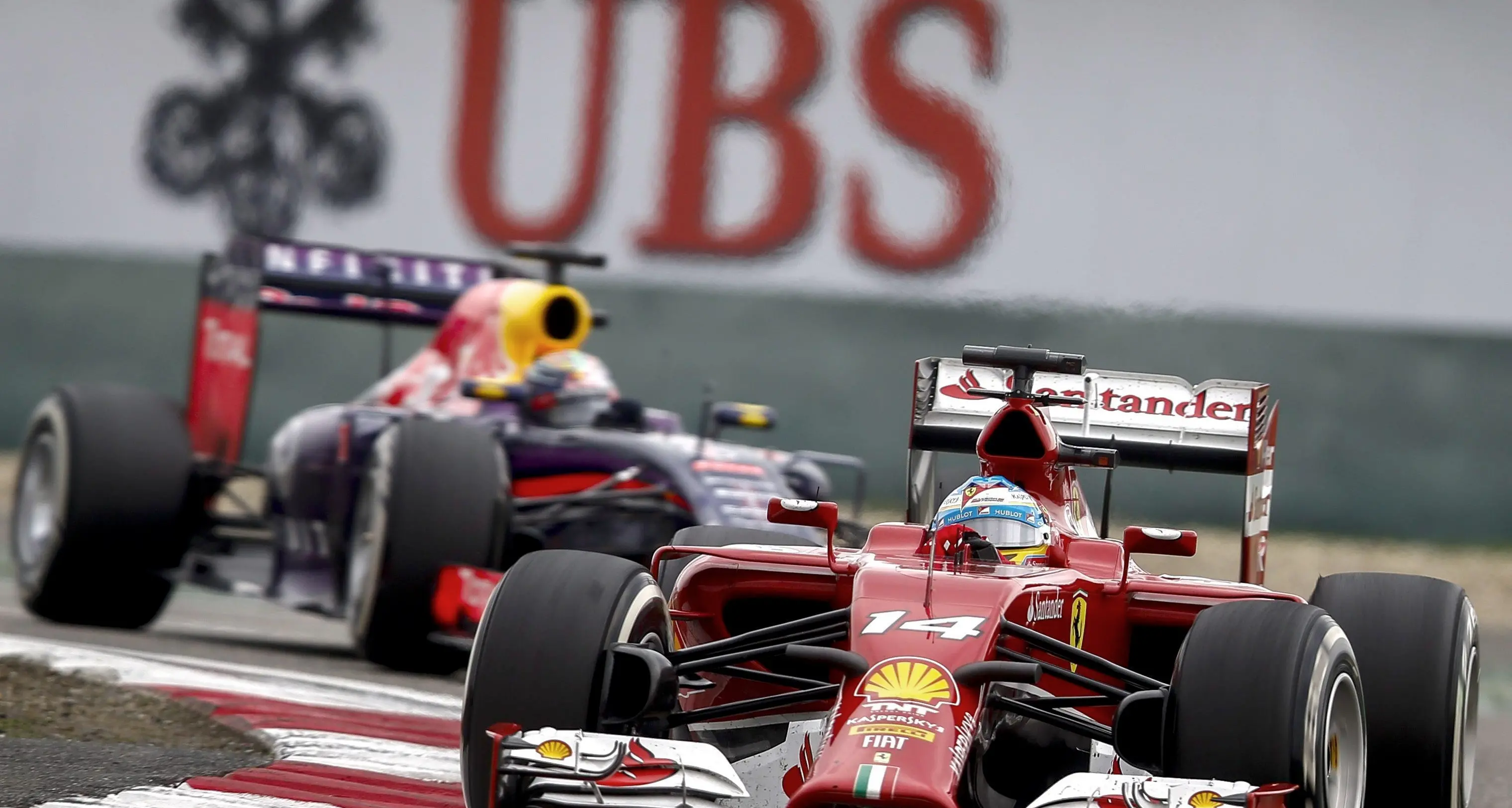 Da Vettel-Alonso a Lauda-Hunt: quando il mondiale si decide all'ultimo giro