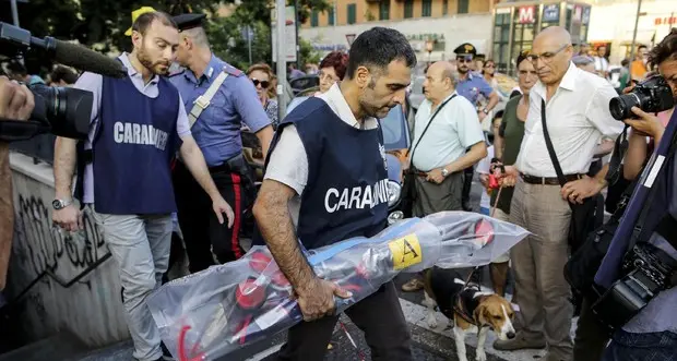 Bimbo 5 anni cade e muore in vano ascensore metro A