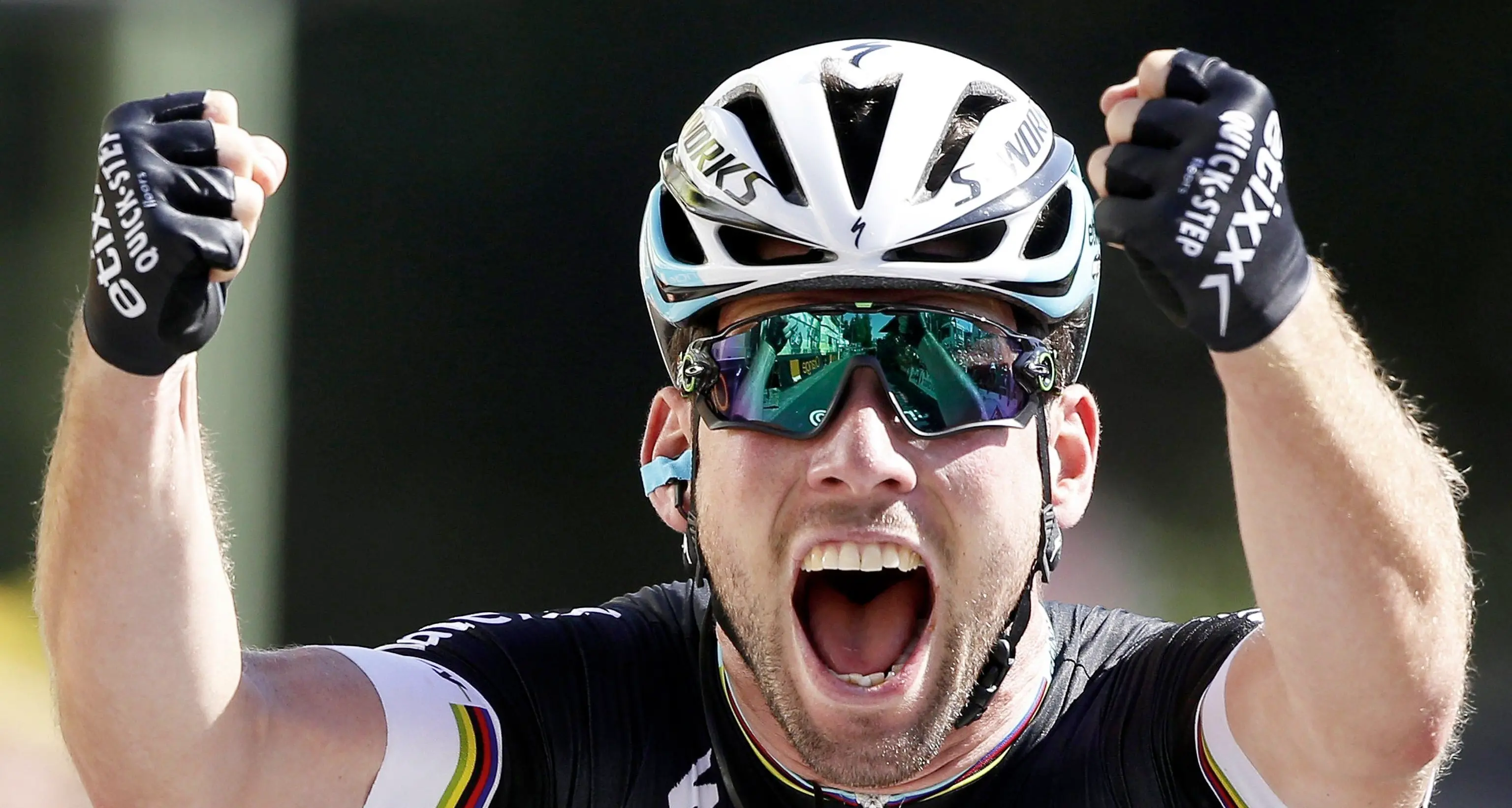 Mark Cavendish sfreccia sua la 7ª tappa del Tour