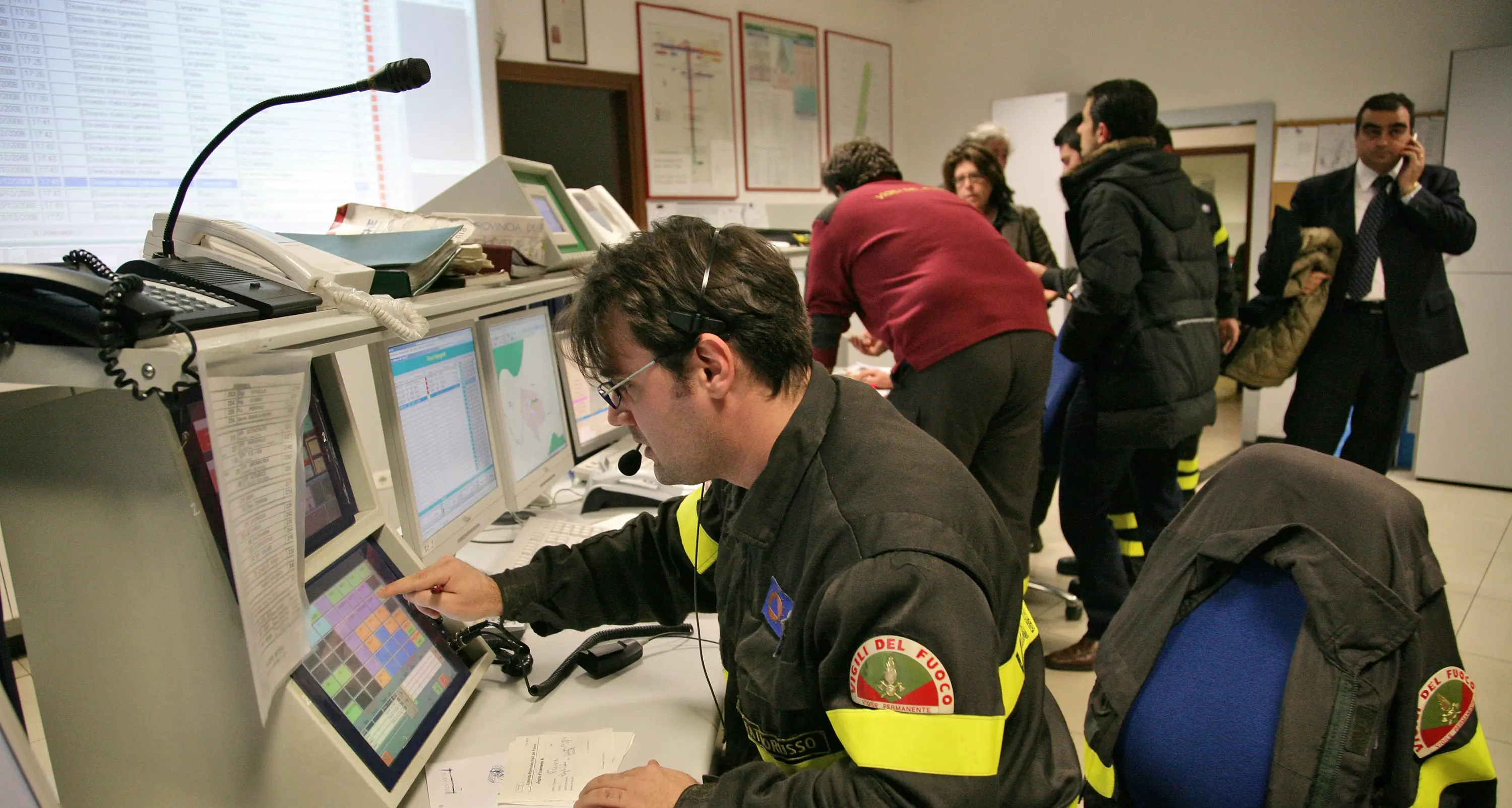 Disperso nei boschi di Cles La ricerca dei pompieri
